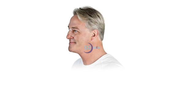 Uomo-di-profilo-indossa-Nasal-Pad-Resmed - distribuito da O2 Med